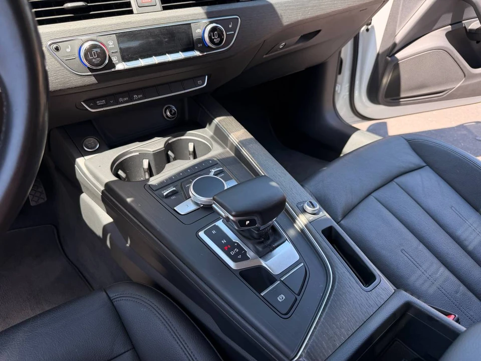 2017 Audi B9 A4 - Image 14 of 24