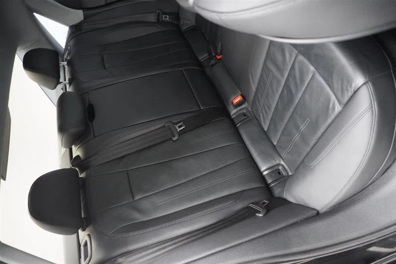 2017 Audi B9 A4 - Image 8 of 20