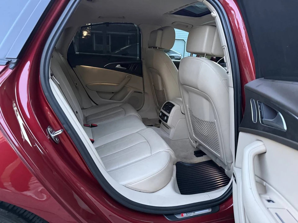 2017 Audi - Image 10 of 10