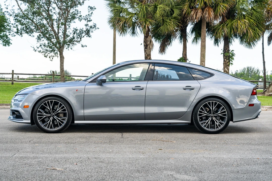 2017 Audi C7 A7 - Image 7 of 31