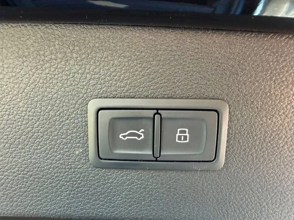 2017 Audi C7 A7 - Image 11 of 20