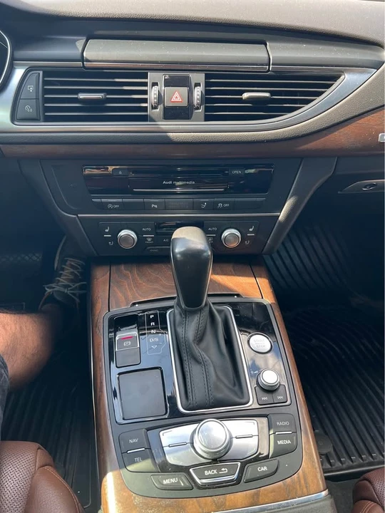 2017 Audi C7 A7 - Image 11 of 17