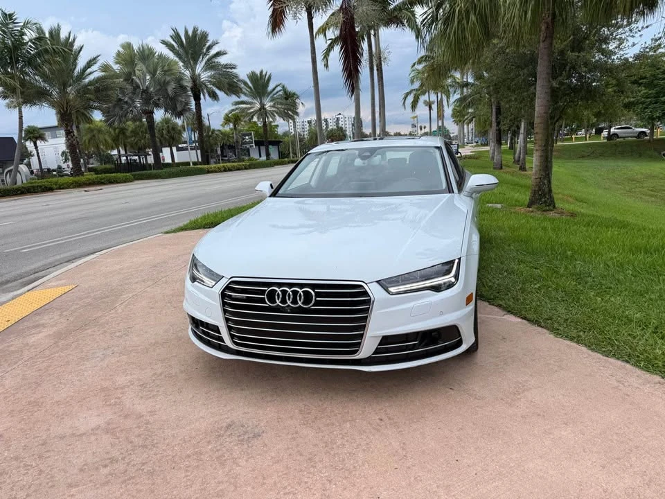 2017 Audi C7 A7 - Image 2 of 17