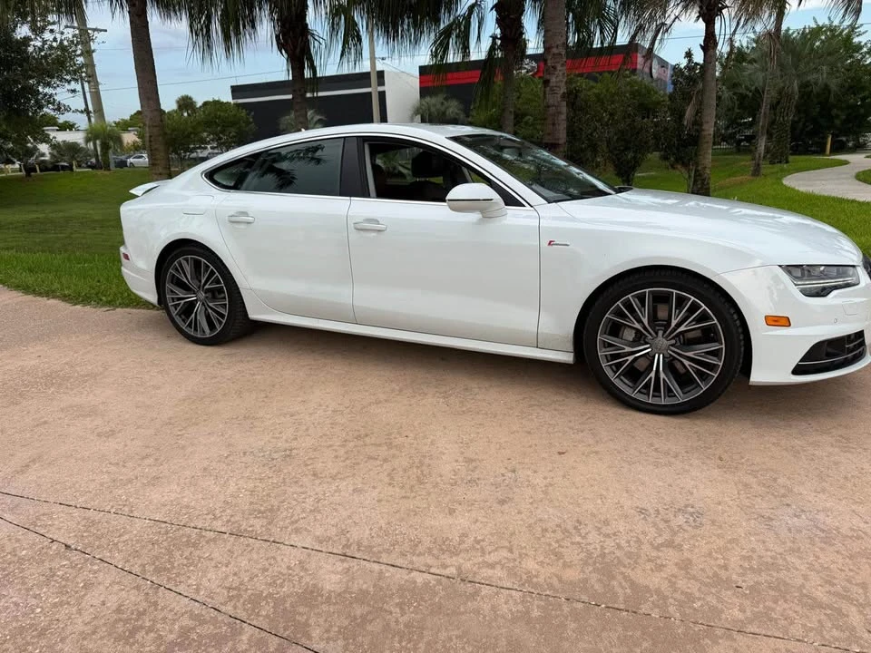 2017 Audi C7 A7 - Image 4 of 17