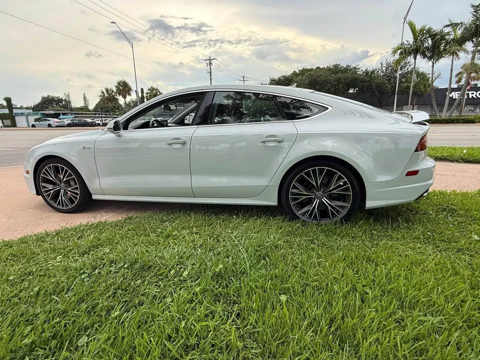 2017 Audi C7 A7 - Image 6 of 17