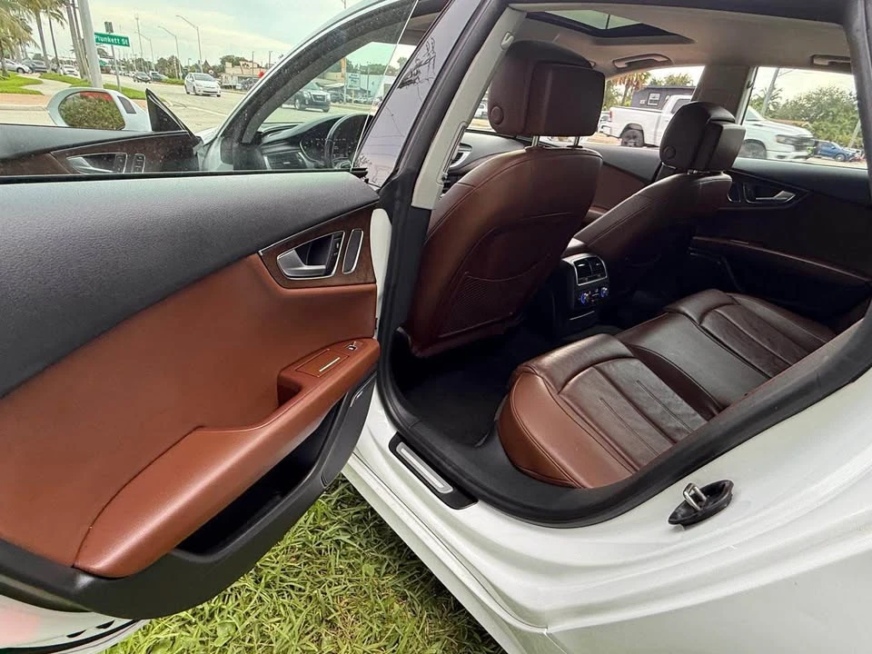 2017 Audi C7 A7 - Image 11 of 17