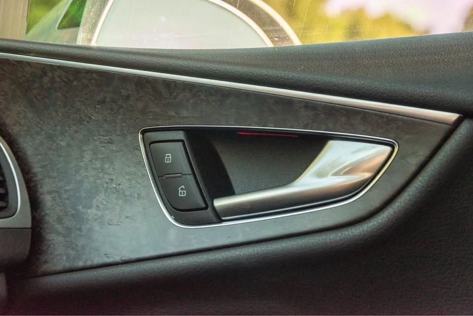 2017 Audi C7 A7 - Image 11 of 16