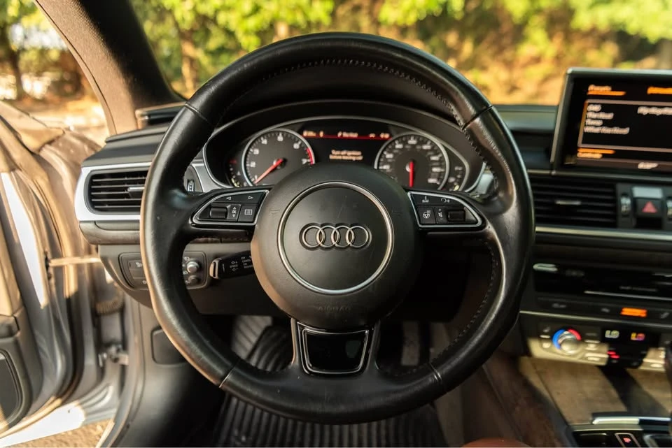 2017 Audi C7 A7 - Image 8 of 16