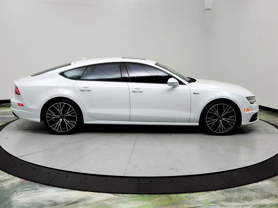 2017 Audi C7 A7 - Image 4 of 21