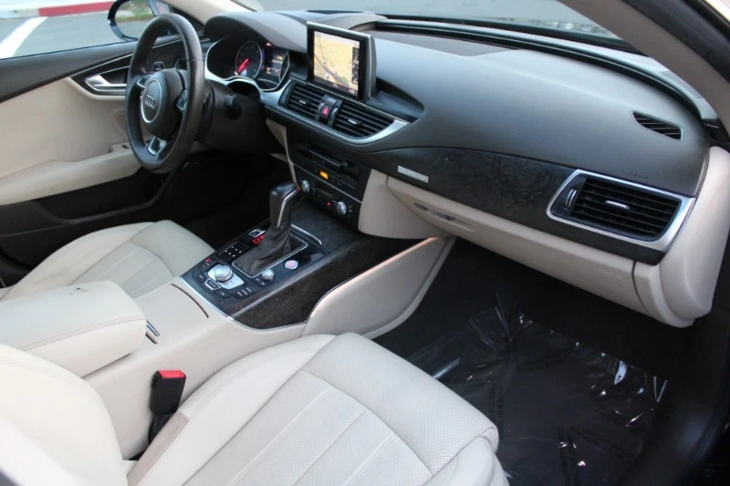 2017 Audi C7 A7 - Image 16 of 21