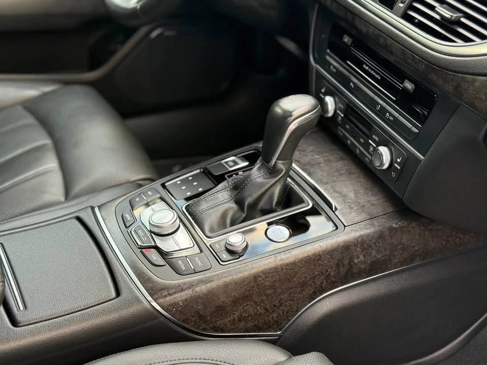 2017 Audi C7 A7 - Image 16 of 20