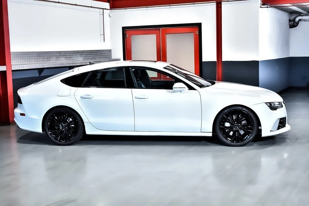 2017 Audi C7 A7 - Image 15 of 30