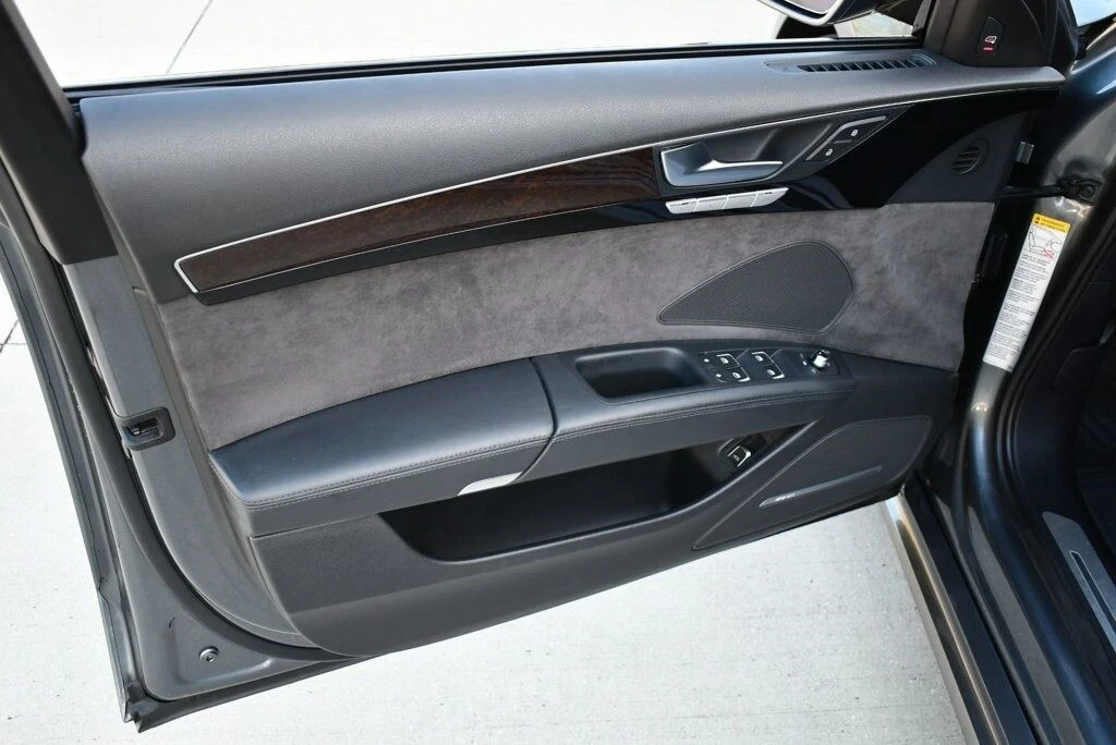2017 Audi D4 A8 - Image 11 of 12
