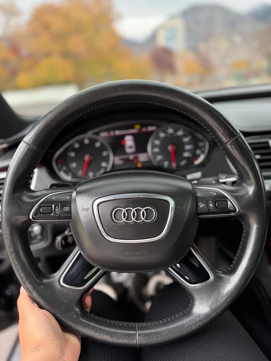 2017 Audi D4 A8 - Image 7 of 18