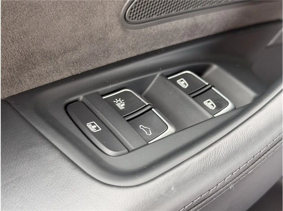 2017 Audi D4 A8 - Image 11 of 12