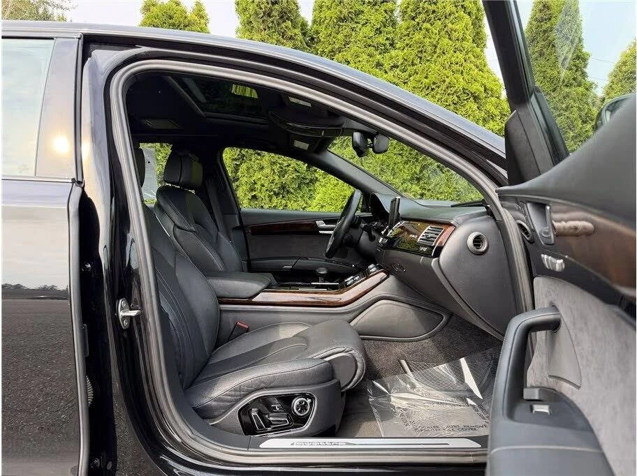 2017 Audi D4 A8 - Image 8 of 12