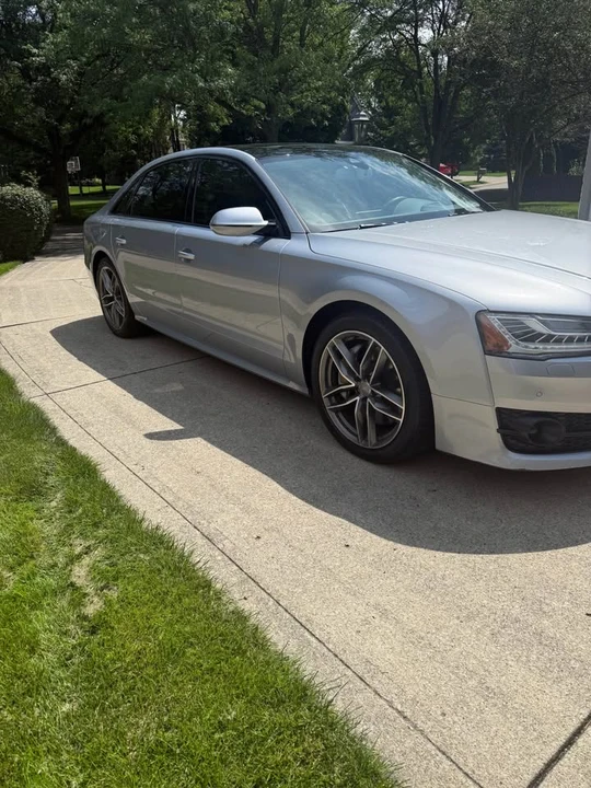 2017 Audi D4 A8 - Image 3 of 9