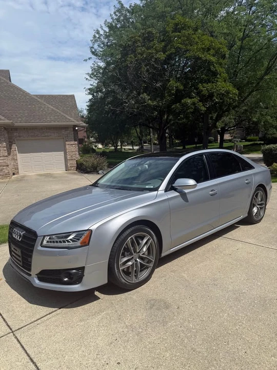 2017 Audi D4 A8 - Image 2 of 9