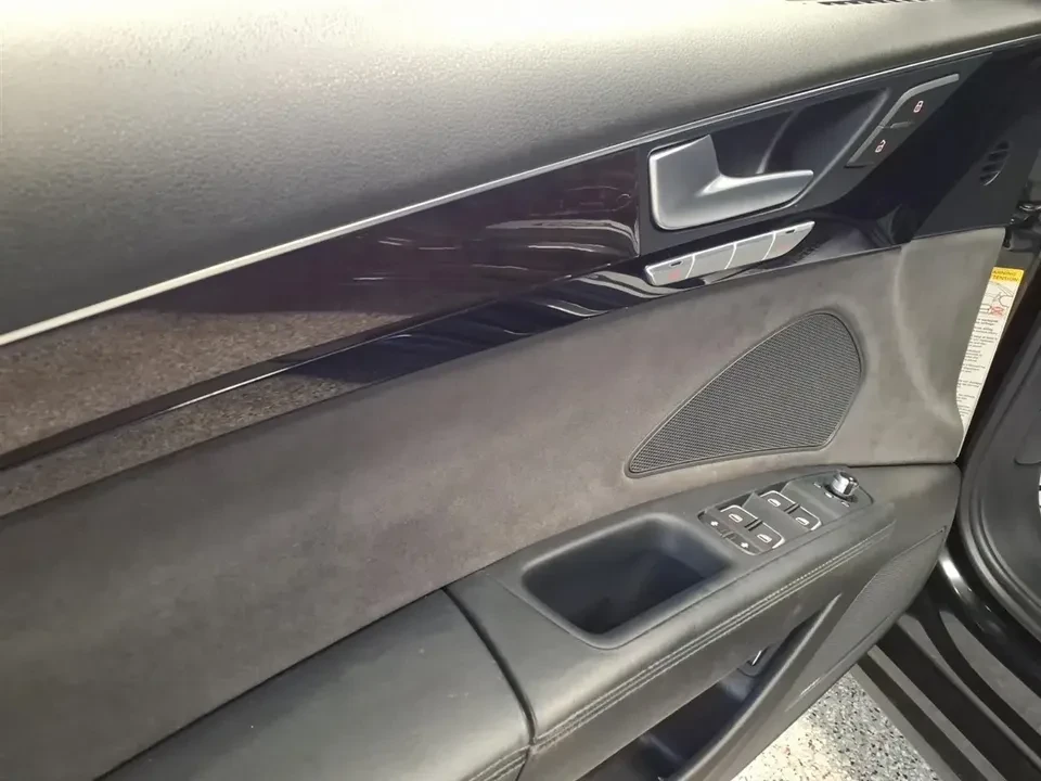 2017 Audi D4 A8 - Image 10 of 15
