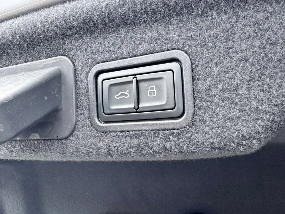 2017 Audi D4 A8 - Image 17 of 20
