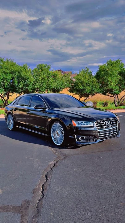 2017 Audi D4 A8 - Image 2 of 7