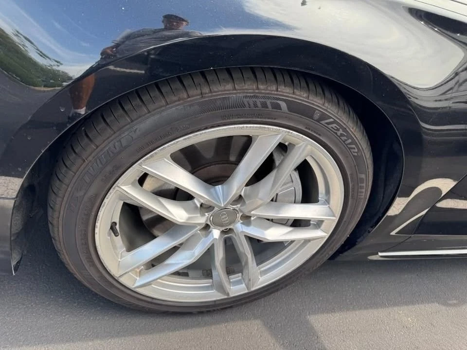 2017 Audi D4 A8 - Image 4 of 4
