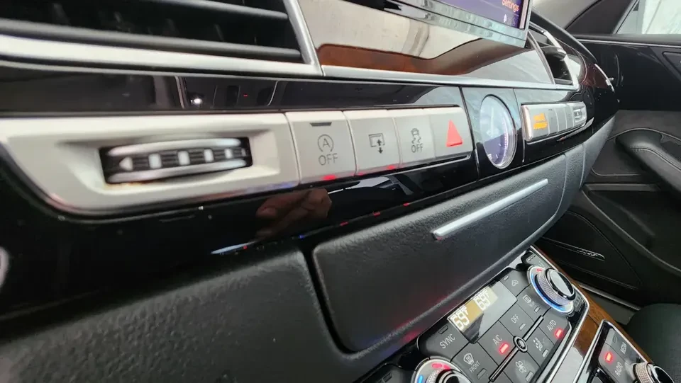 2017 Audi D4 A8 - Image 14 of 20