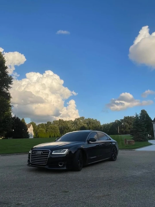 2017 Audi D4 A8 - Image 2 of 5