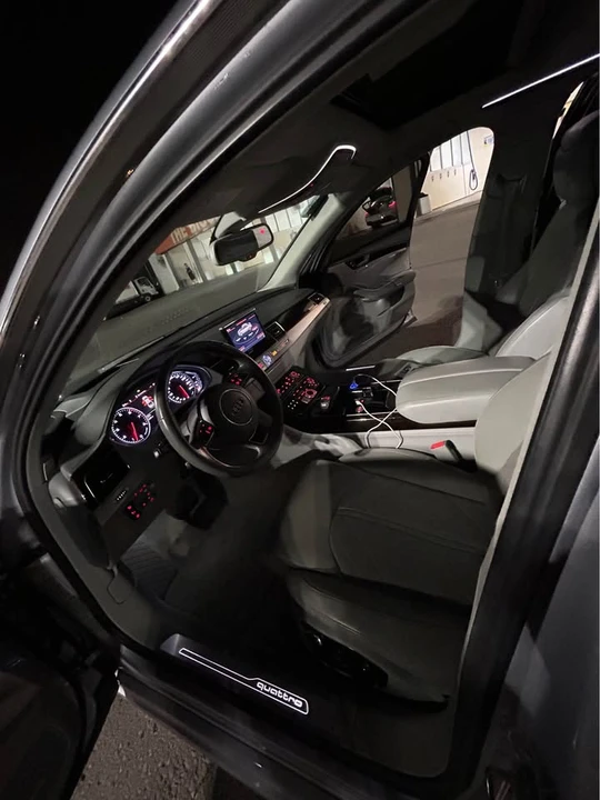 2017 Audi D4 A8 - Image 9 of 12