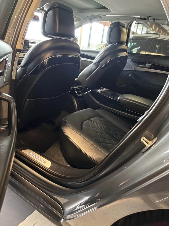 2017 Audi D4 A8 - Image 14 of 18