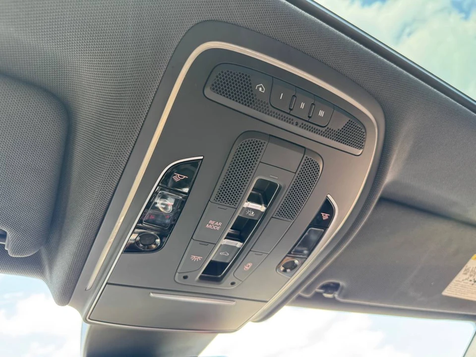 2017 Audi D4 A8 - Image 11 of 19