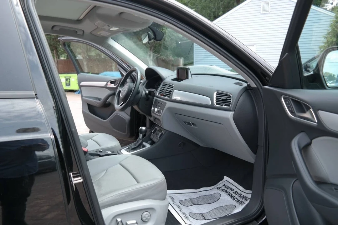 2017 Audi 8U Q3 - Image 13 of 21
