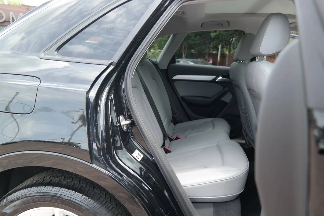 2017 Audi 8U Q3 - Image 16 of 21