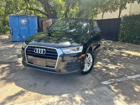 2017 Audi Q3 40 TFSI Premium Sport Utility 4D