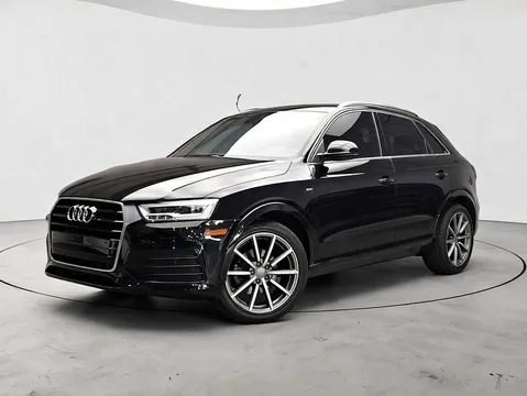 2017 Audi Q3 quattro 2.0T Technik S-Line