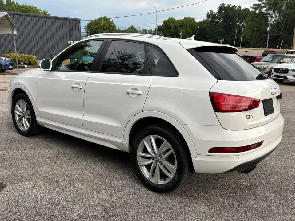2017 Audi 8U Q3 - Image 5 of 20