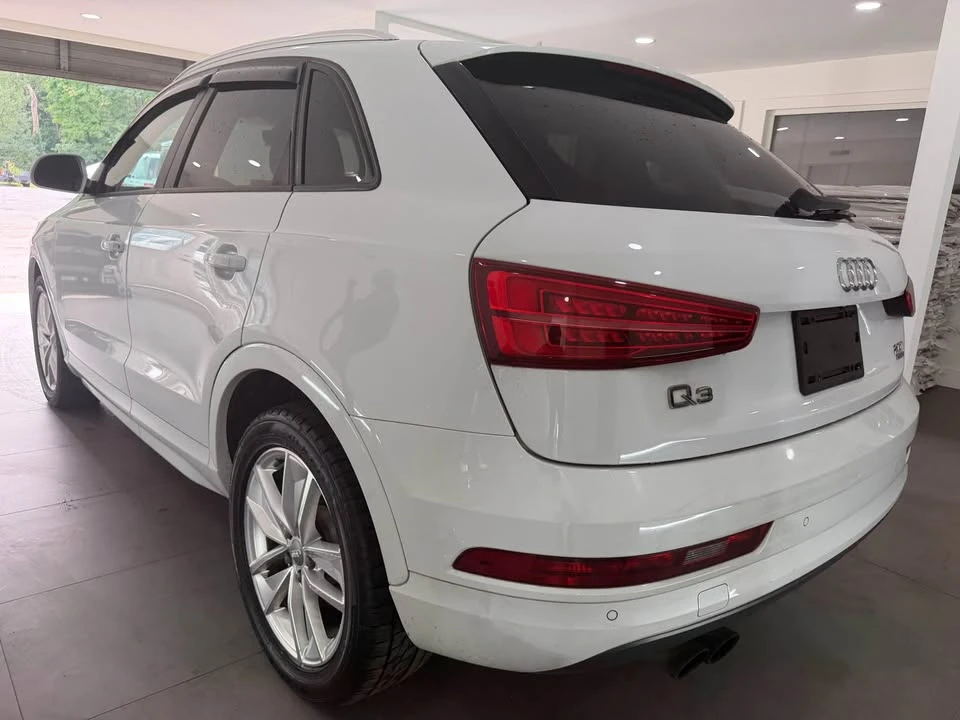 2017 Audi 8U Q3 - Image 2 of 20