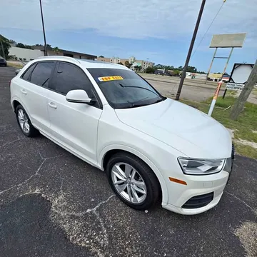 2017 Audi Q3 Premium Sport Utility 4D