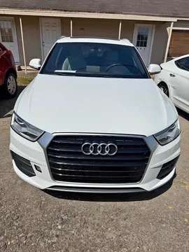 2017 Audi Q3 Premium Sport Utility 4D