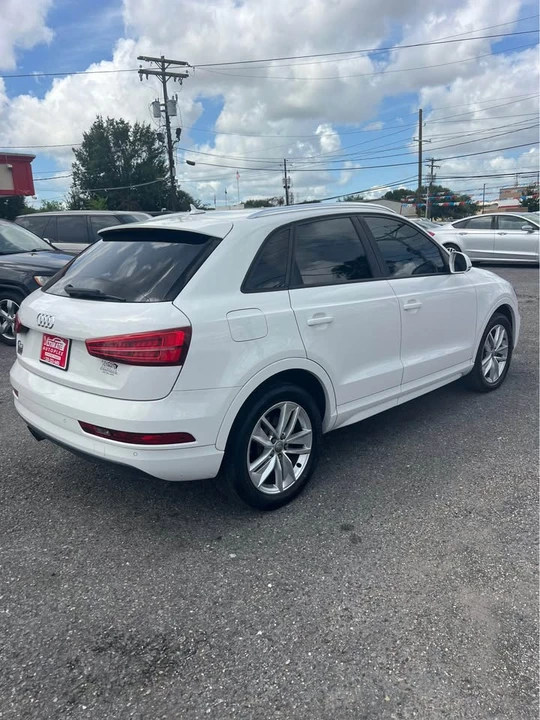 2017 Audi 8U Q3 - Image 3 of 8