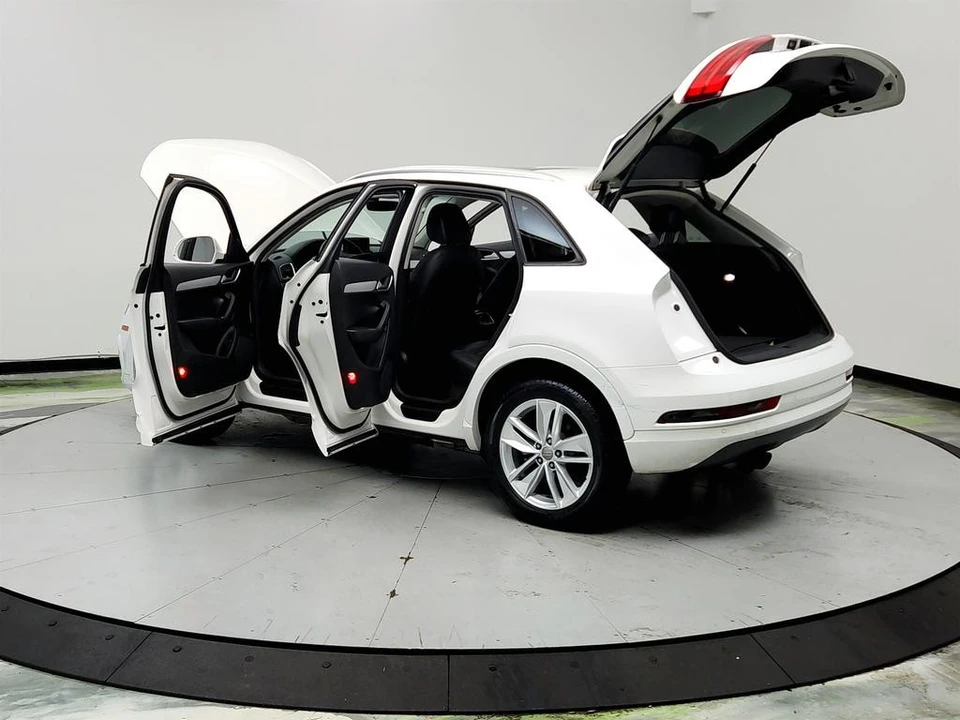 2017 Audi 8U Q3 - Image 12 of 21