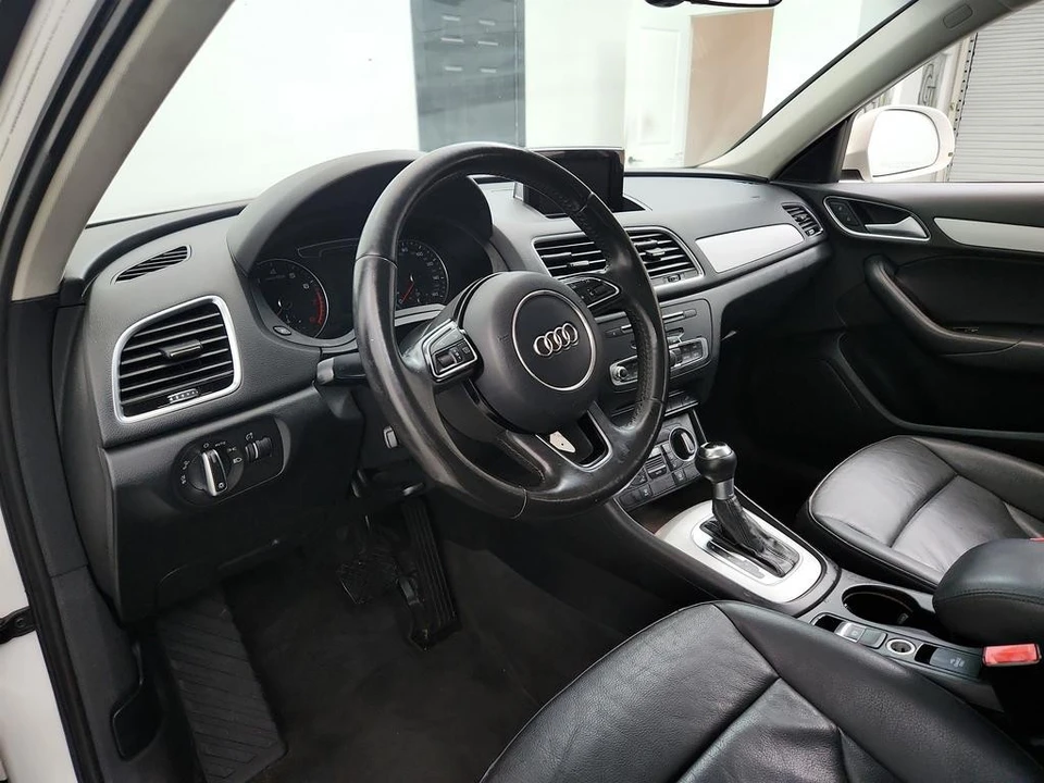 2017 Audi 8U Q3 - Image 13 of 21