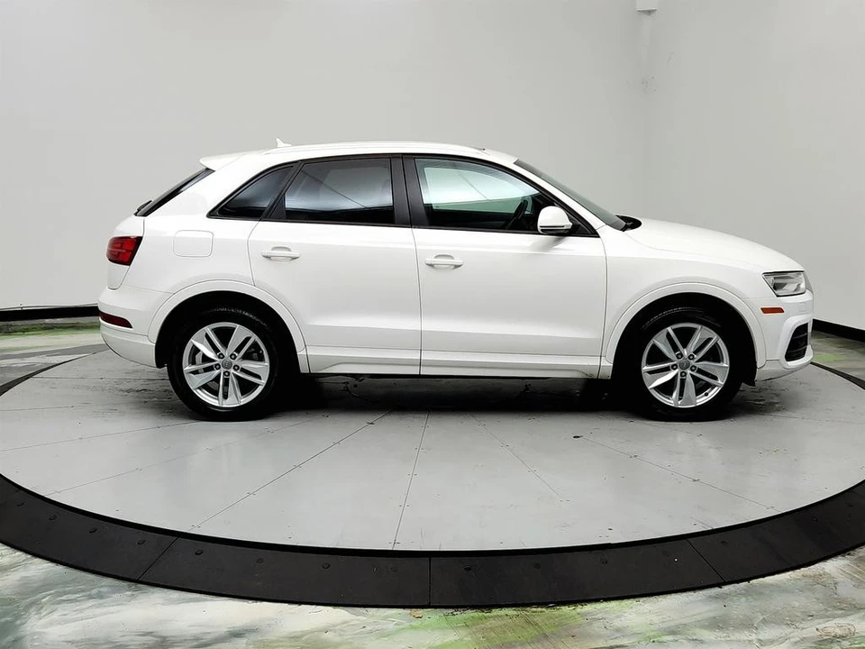 2017 Audi 8U Q3 - Image 4 of 21
