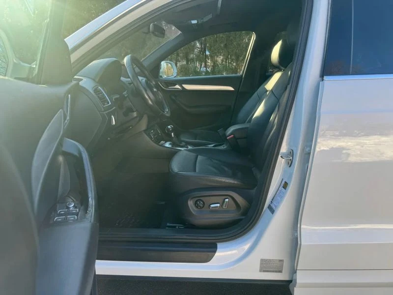 2017 Audi 8U Q3 - Image 10 of 12
