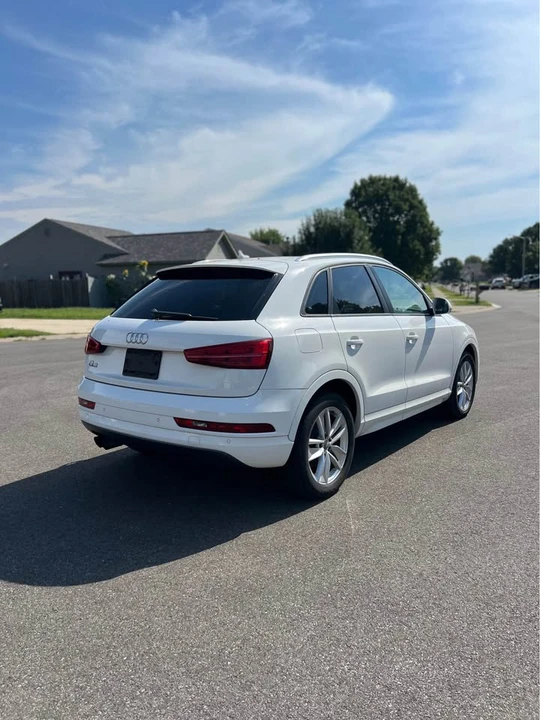 2017 Audi 8U Q3 - Image 5 of 12