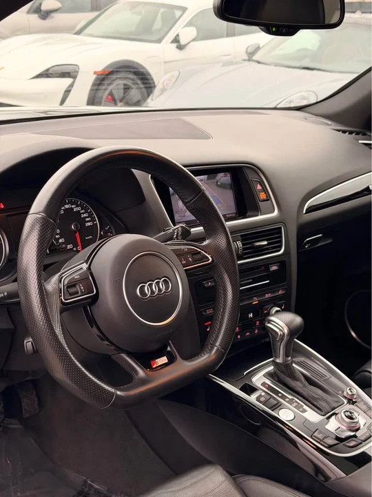 2017 Audi FY Q5 - Image 8 of 15