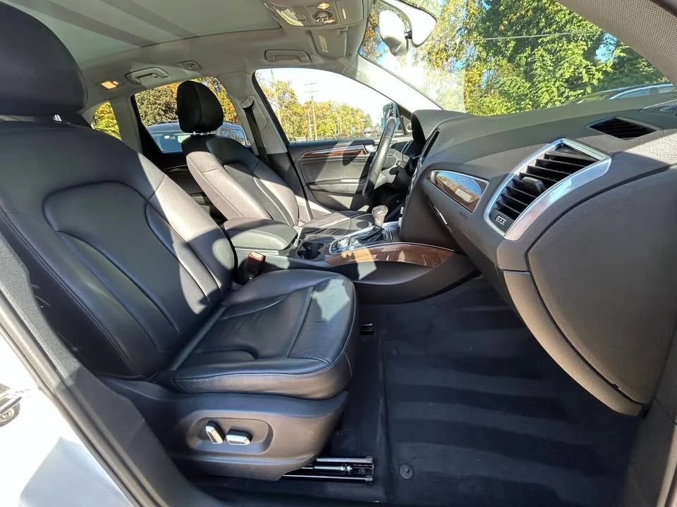 2017 Audi 8R Q5 - Image 8 of 19