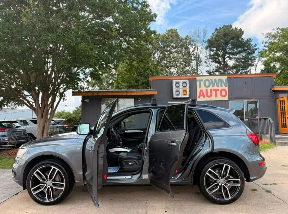 2017 Audi FY Q5 - Image 7 of 20