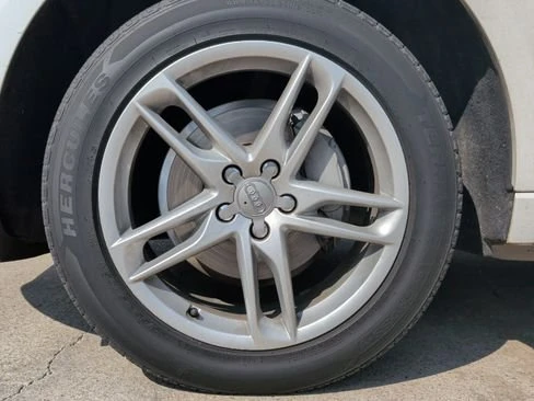 2017 Audi 8R Q5 - Image 14 of 19
