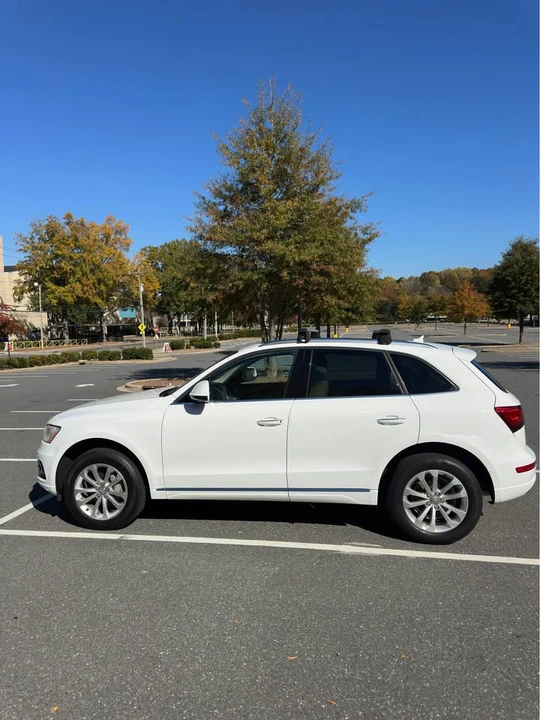 2017 Audi FY Q5 - Image 2 of 5